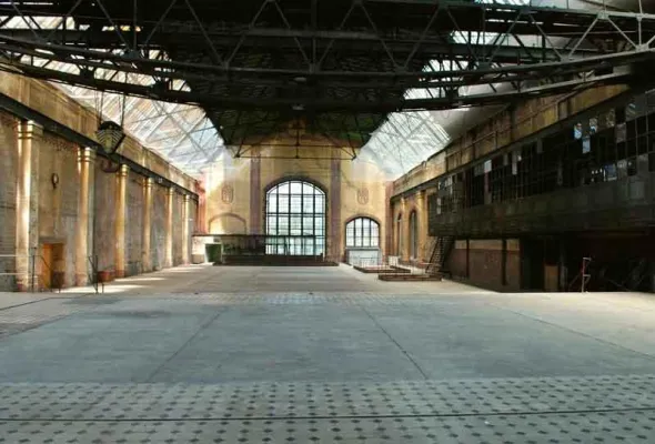 Bild: Kraftwerk Rummelsburg – exklusiv bei Global Sunshine Entertainment