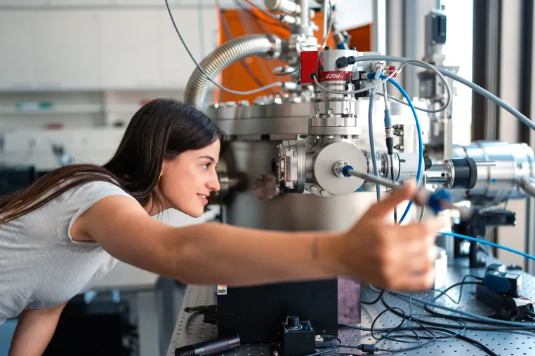 Bild: Experimente für die Datenspeicherung der Zukunft: Entdeckung eines neuartigen Magnetismus in 2D-Materialien