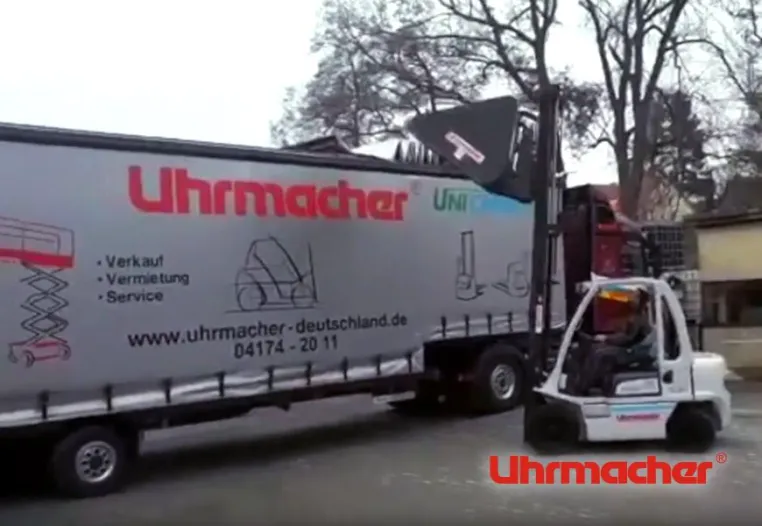 Bild: Raiffeisen - sicherer Transport dank Uhrmacher