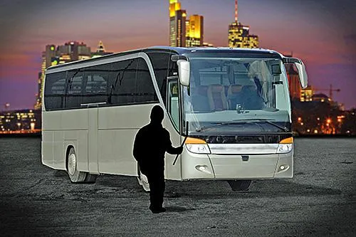 Dittmeier warnt: höchste Diebstahlgefahr für Reisebusse in Paris Bild: Dittmeier warnt: höchste Diebstahlgefahr für Reisebusse in Paris