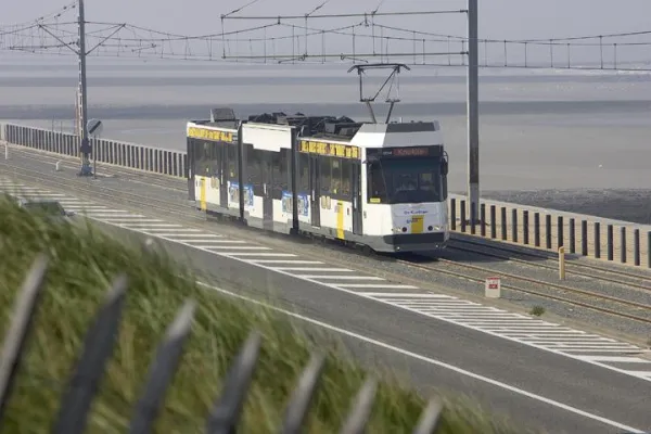 Bild: De Lijn setzt auf IVU-Systeme für Betriebslenkung und Fahrgastinformation