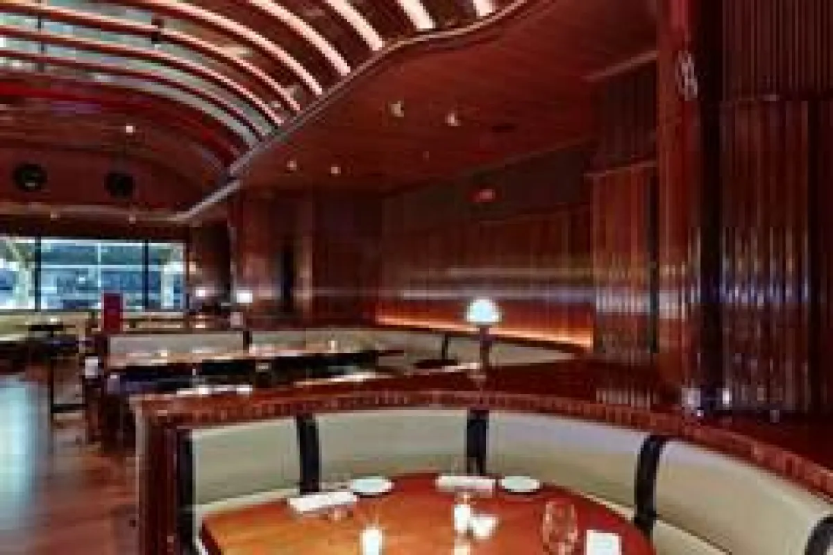 Replay 'The Stage' Restaurant