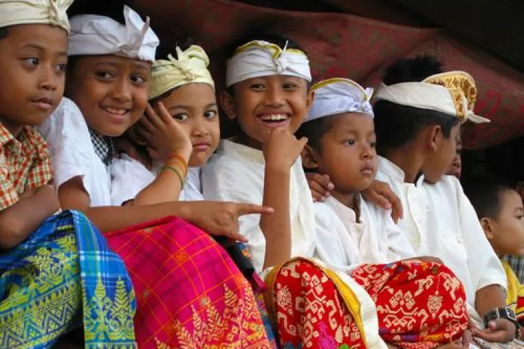 Bild: Die Vielfalt Indonesiens an einem Wochenende entdecken