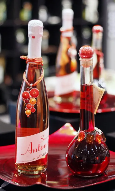 Schmuck für die Flasche; Quelle: ProWein