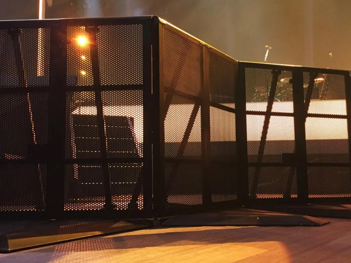 eps GIGS Bühnenbarrikaden