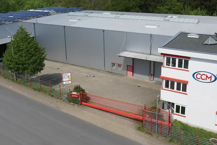 Bild: CCM GmbH mit internationalem Innovationspreis ausgezeichnet für seine Flüssigglas-Beschichtung