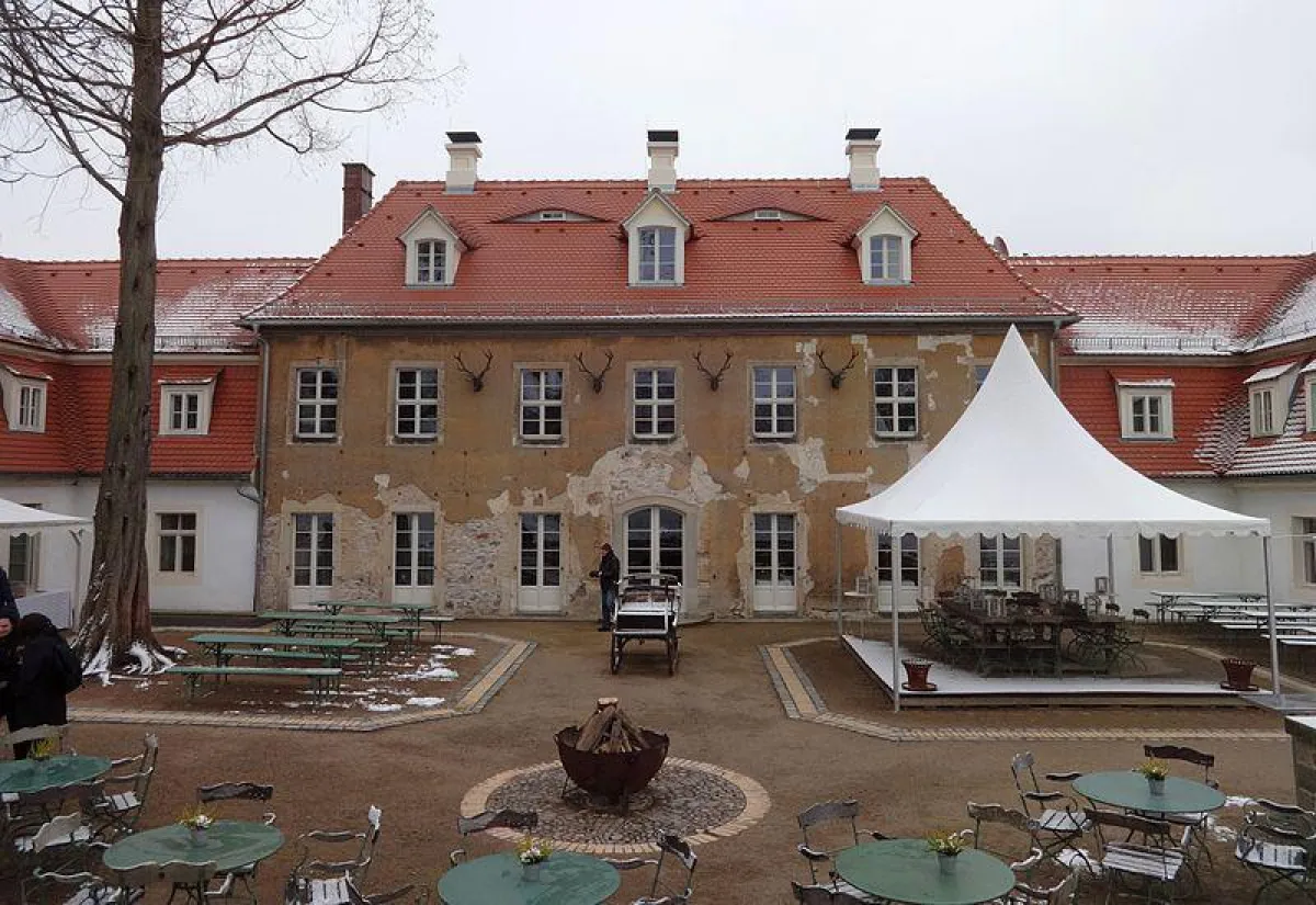 Marcolinihaus - Hinter den Hirschen das Tafelzimmer
