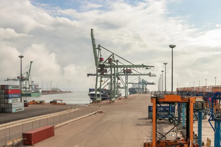 Bild: Mit Private-LTE-Netzen werden Prozesse in der Logistik noch effizienter