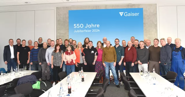 Bild: Gaiser Gebäudetechnik würdigt 550 Jahre Betriebszugehörigkeit