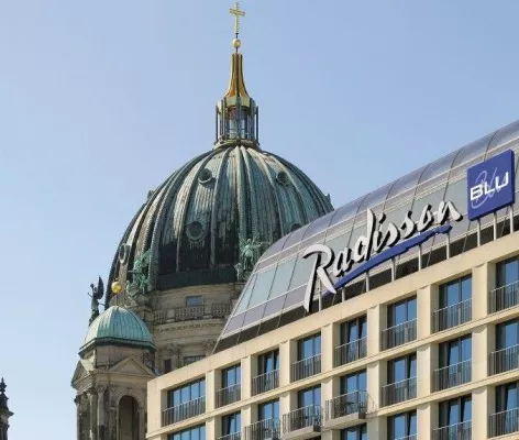 Bild: Radisson Blu Hotels Berlin und Hamburg als Top-Arbeitgeber ausgezeichnet