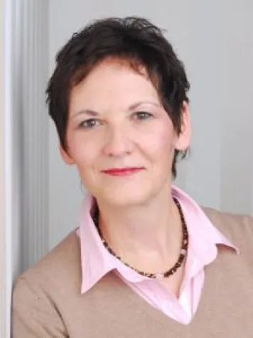 Bild: Elke Bußmann verstärkt Sales- und Marketingteam von esanum