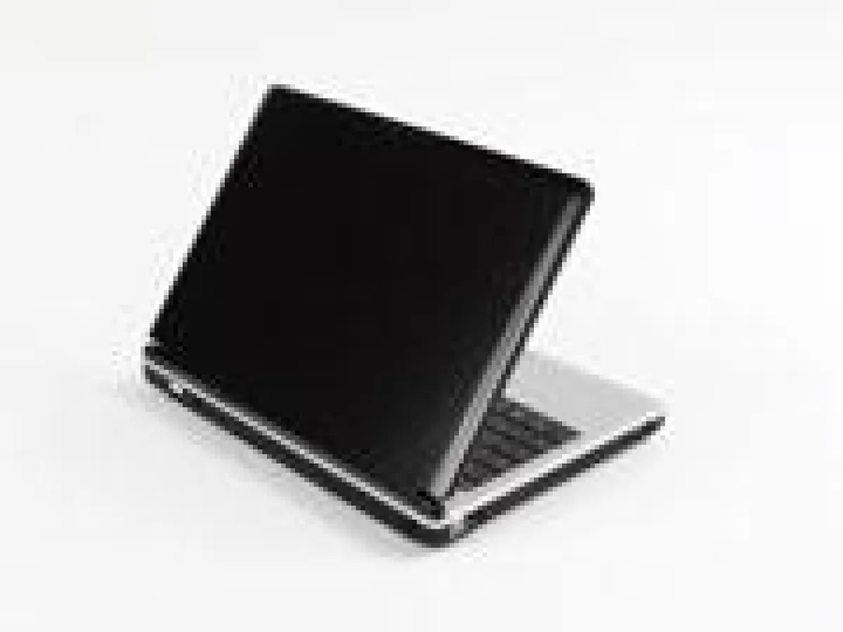 Averatec 4360: Edel, schwarz im 13,3\'\'-WXGA-Format