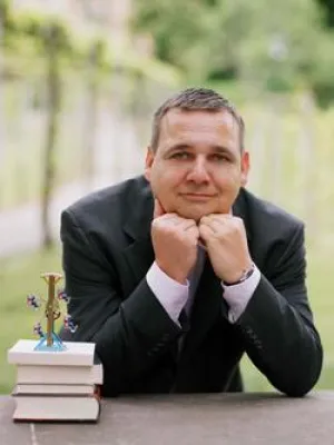 Bild: Warum Oktoberfest? Der Freiburger Wissenschaftler Dr. Sacha Szabo entwirft eine Soziologie der Wiesn