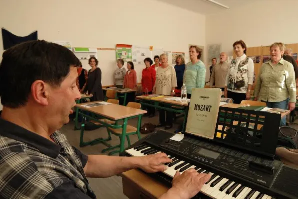 Sommeroper auf Schloss Lübbenau Bild: Sommeroper auf Schloss Lübbenau
