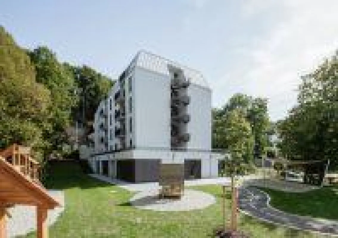 In Landshut entstand ein neues Mutter-Kind-Haus. Dieses besteht aus einem Kindergarten und Wohnungen. (Foto: Gabrijela Obert)