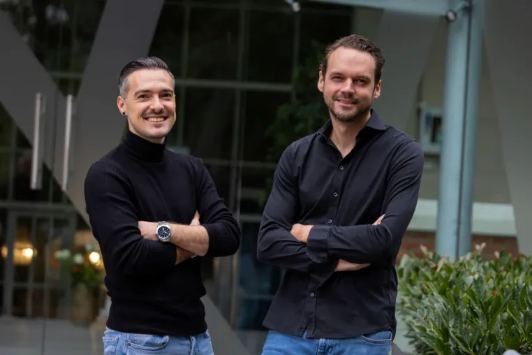 Bild: ELAN Languages übernimmt das Tech-Unternehmen C-Jay International und baut seine Leistungen aus