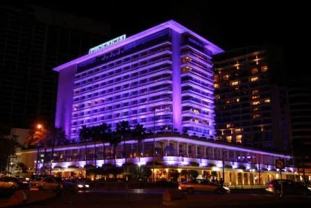 Bild: O Du Fröhliche: Weihnachtszeit im Phoenicia Hotel in Beirut, der Trendmetropole am Mittelmeer