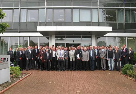 Bild: Schon frühzeitig Liefer-Engpässen vorbeugen - IMA Klessmann zeichnet erfolgreiche Lieferanten aus.