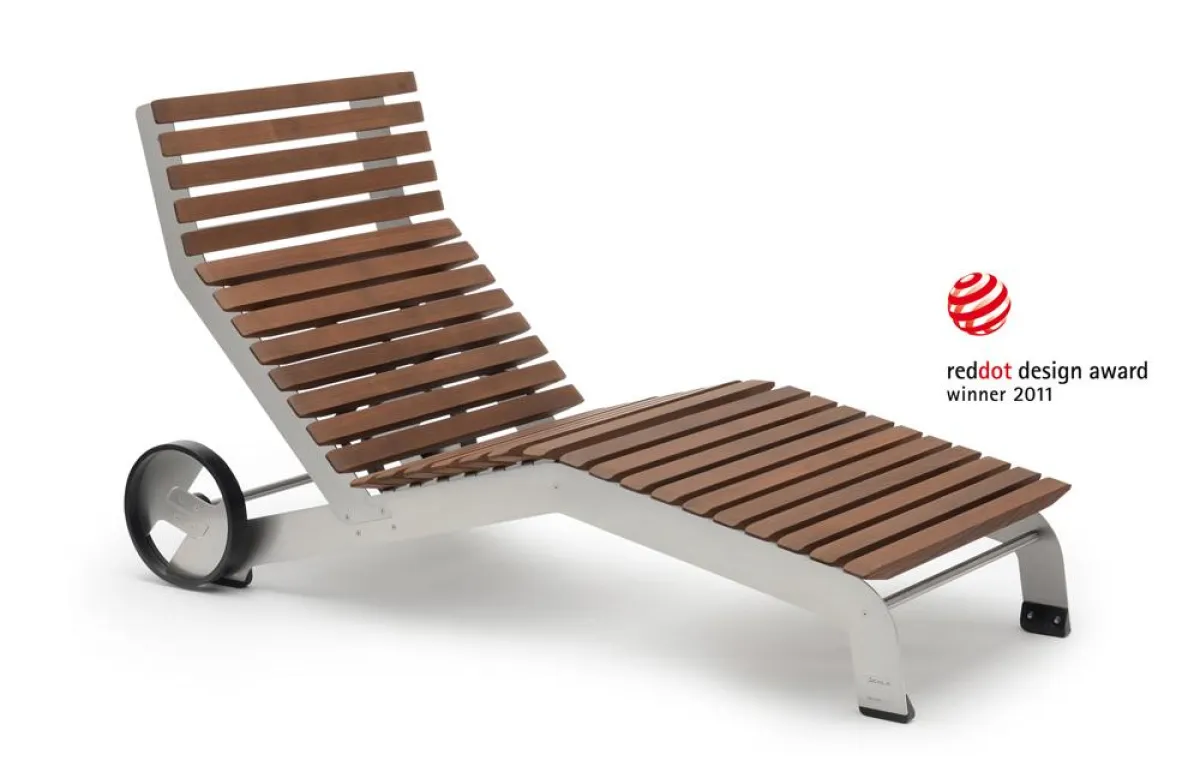 LongChair in Ausführung Thermoholz Esche