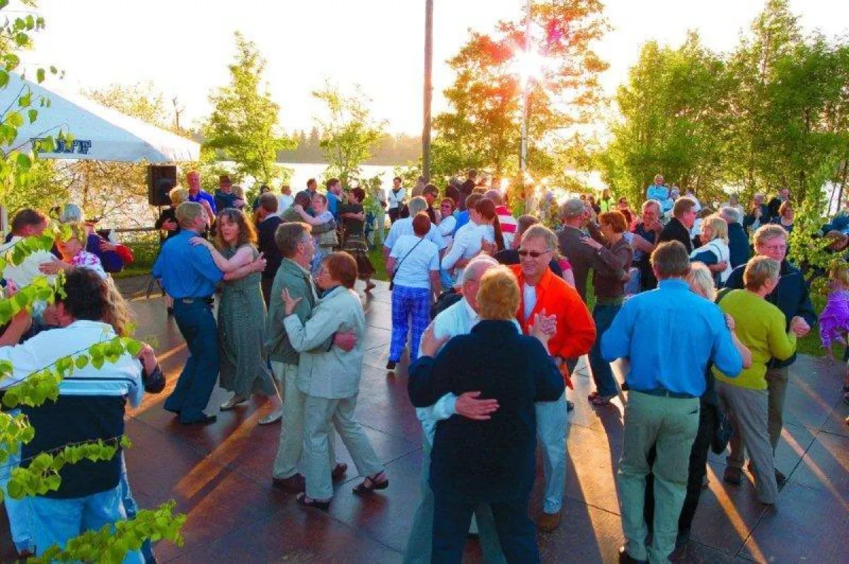 Tango zur Mitternachtssonne