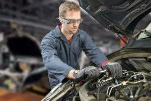 All About Automation Hamburg: Toshiba zeigt den dynaEdge DE-100 inklusive smarter Datenbrille Bild: All About Automation Hamburg: Toshiba zeigt den dynaEdge DE-100 inklusive smarter Datenbrille