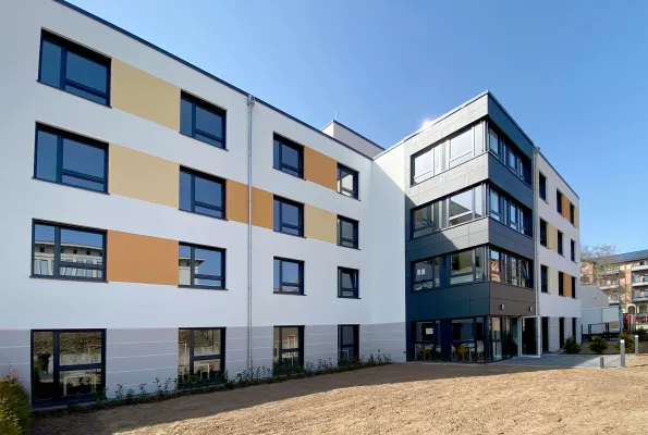 Fertigstellung in Meiningen: Carestone übergibt Seniorenzentrum an Betreiber Bild: Fertigstellung in Meiningen: Carestone übergibt Seniorenzentrum an Betreiber