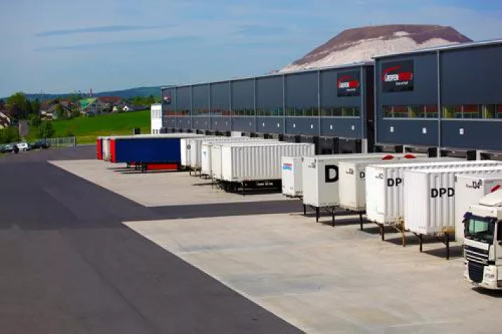 Bild: Reifen Krieg GmbH stellt auf der Reifen-Messe 2012 aus