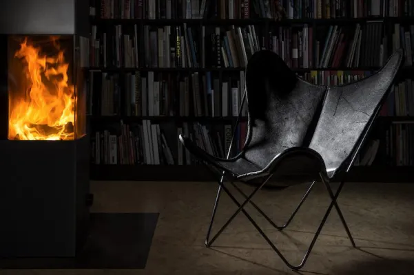 Bild: Rarität in Bio-Qualität: Manufakturplus präsentiert Hardoy Butterfly Chair „Pure Wild"