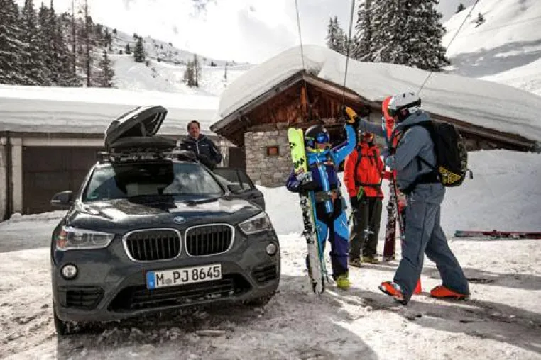 Bild: Zweiter Tourstopp des Freeride Testivals in Warth-Schröcken