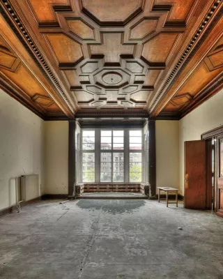 Bild: Berlin - Historisches Voßpalais am Leipziger Platz als Kulisse für internationale Gegenwartskunst