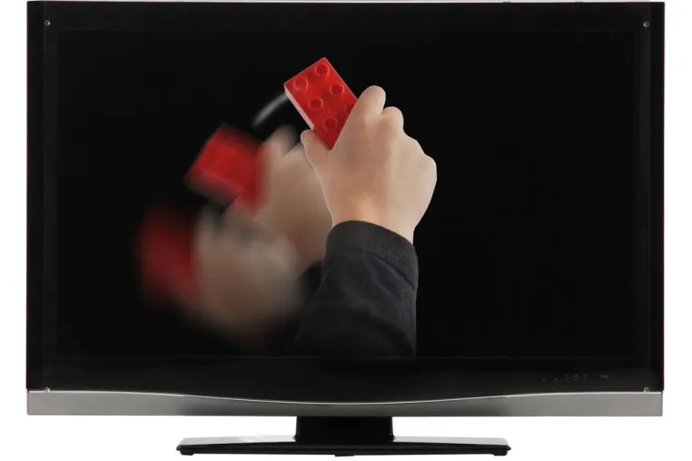 Bild: Flachbildschirme „leben“ gefährlich - Sport ist Mord – wenn der Fernseher „stirbt“