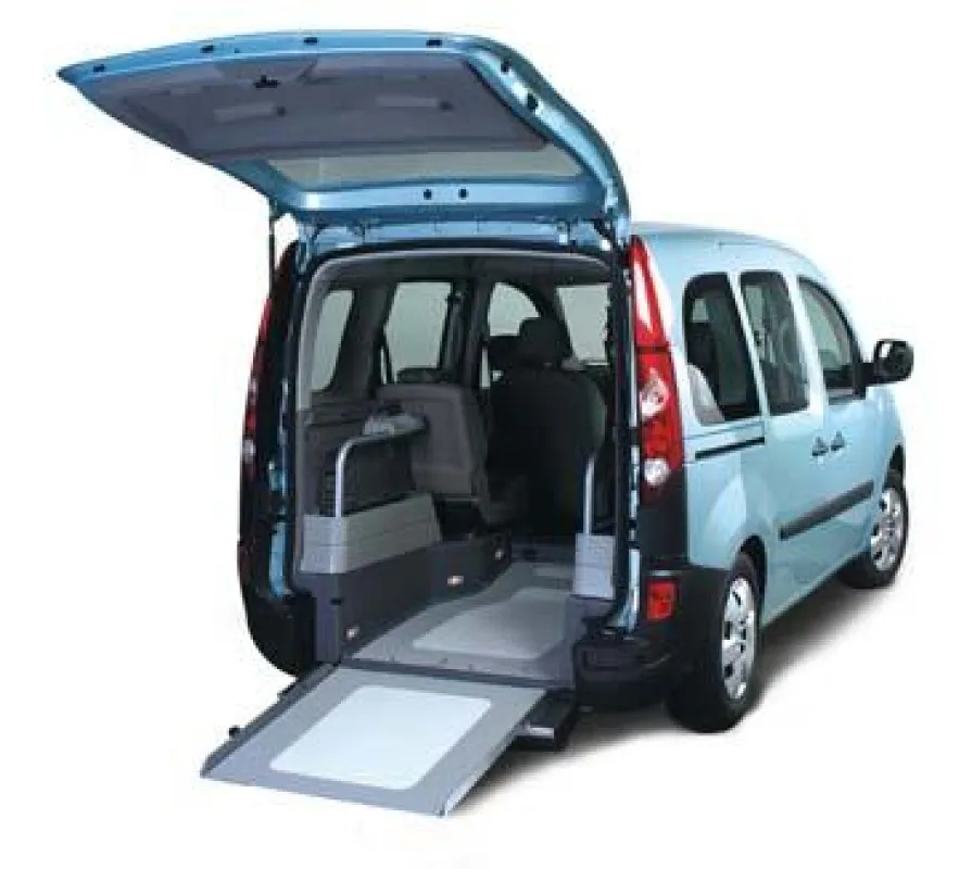 Elegant integriert der Bodenausschnitt im neuen Renault Kangoo.