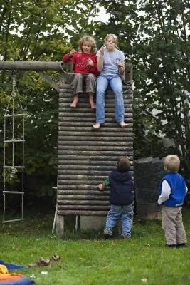 Spielparadies im heimischen Garten Bild: Spielparadies im heimischen Garten