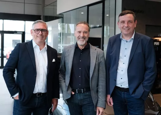 Bild: Führungserweiterung in der Sportwagen Zentrum Niederrhein GmbH seit Juli 2024