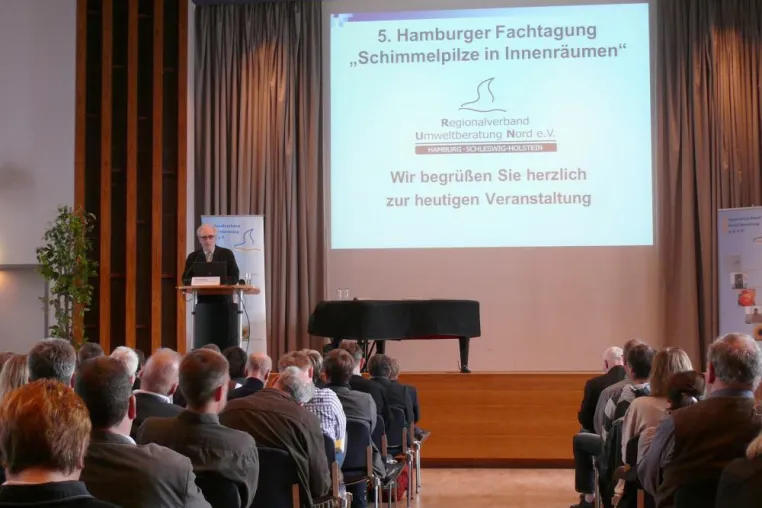 Bild: Schimmelpilze im Neubau vermeiden