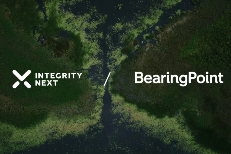 Bild: IntegrityNext und BearingPoint schließen Partnerschaft für resiliente und nachhaltige Beschaffung