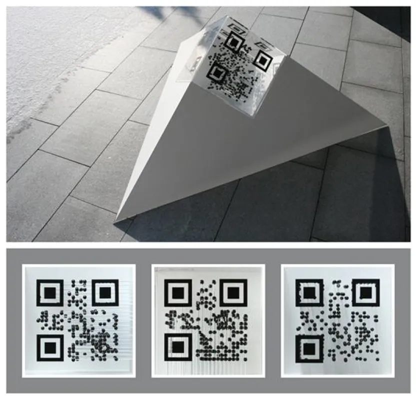QR-Code-Plastik Trinity
