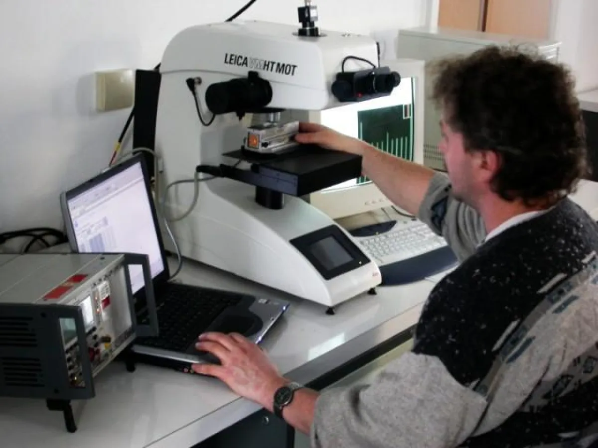 Kalibration von Härteprüfmaschinen durch die Hegewald & Peschke GmbH