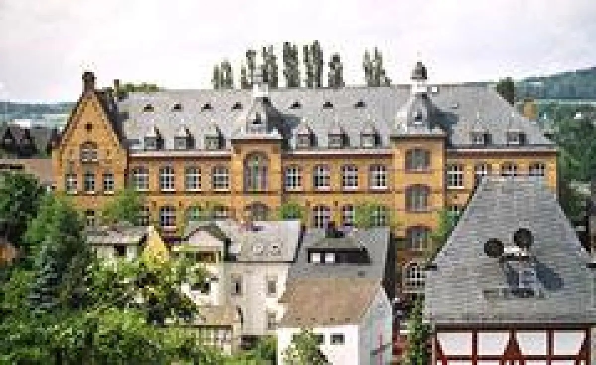 Das Stammhaus der Hochschule Fresenius in Idstein