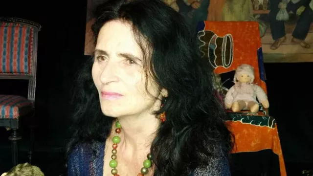 Bild: 'Hommage an Frida Kahlo' - von und mit Beate Sarrazin. Am 24./25.10.2015 im Theater Anderswo