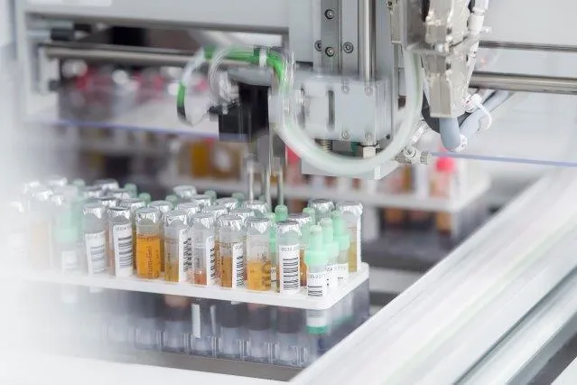 Hightech am neuen Standort: Labor Dr. Brunner setzt weltweit Maßstäbe in der Analyse von Patientenproben Bild: Hightech am neuen Standort: Labor Dr. Brunner setzt weltweit Maßstäbe in der Analyse von Patientenproben
