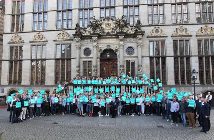 FOM Hochschule in Bremen begrüßt Erstsemester Bild: FOM Hochschule in Bremen begrüßt Erstsemester