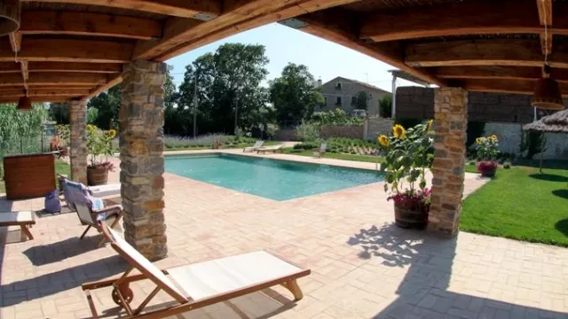 Bild: Radeln im Hinterland der Costa Brava und wandern in den Pyrenäen