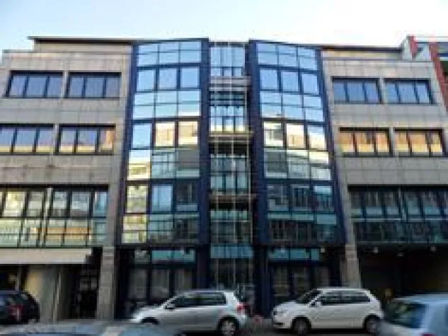 Bild: DIP-Partner AENGEVELT und KSK-Immobilien vermitteln rd. 1.300 m² Bürofläche in Köln