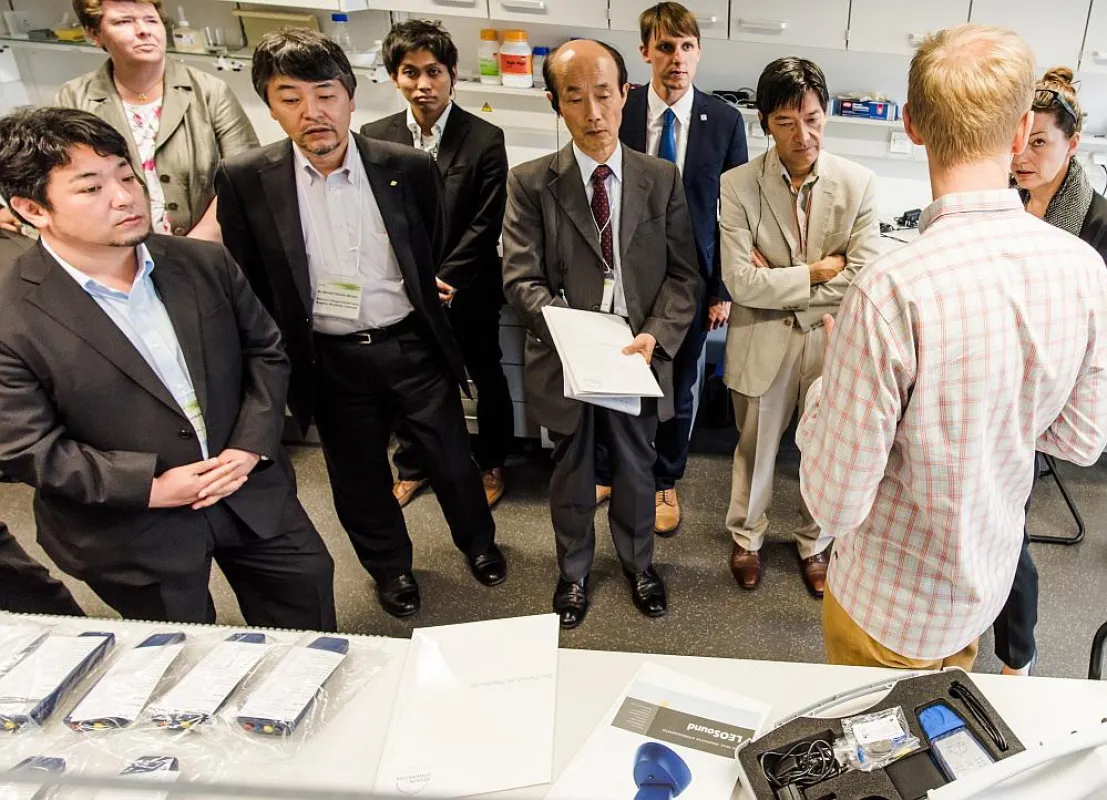 JETRO-Delegation im Anwenderzentrum Medizintechnik der TH Mittelhessen bei der Thora Tech GmbH