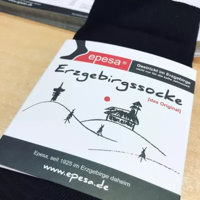 Die Erzgebirgssocke geht online - EPESA, seit 1925 im Erzgebirge daheim Bild: Die Erzgebirgssocke geht online - EPESA, seit 1925 im Erzgebirge daheim