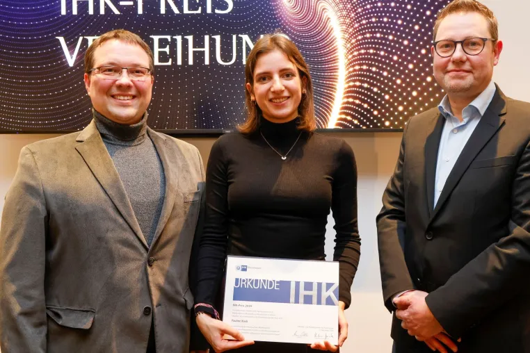 Nachwuchswissenschaftlerin der TH Bingen erhält IHK-Preis Bild: Nachwuchswissenschaftlerin der TH Bingen erhält IHK-Preis