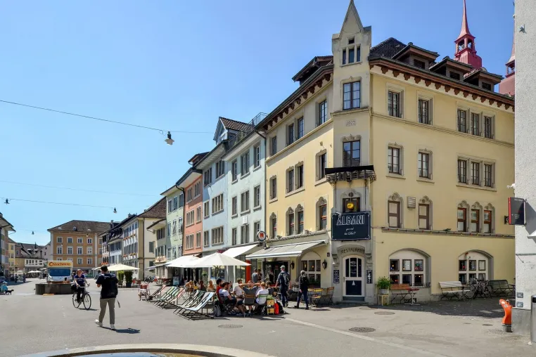 Schweiz: Der Markt für Mehrfamilienhäuser wächst weiter dynamisch Bild: Schweiz: Der Markt für Mehrfamilienhäuser wächst weiter dynamisch