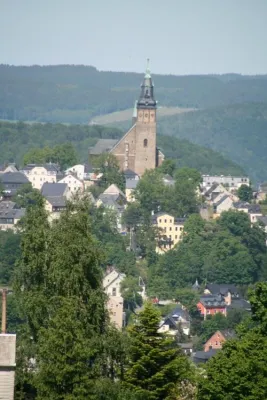 Bild: Hotels in Sachsen Top Aktuell: Neuer Wohnmobilstellplatz in Schneeberg