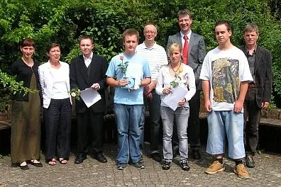 Bild: 75 Absolventen feiern Abschied vom CJD Jugenddorf Offenburg: Das Leben mutig in die Hand genommen
